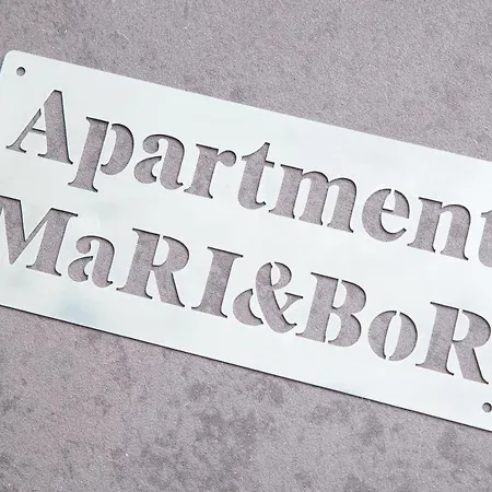 Mari&bor-no Stairs, Easy Access, Garage Optional Maribor
