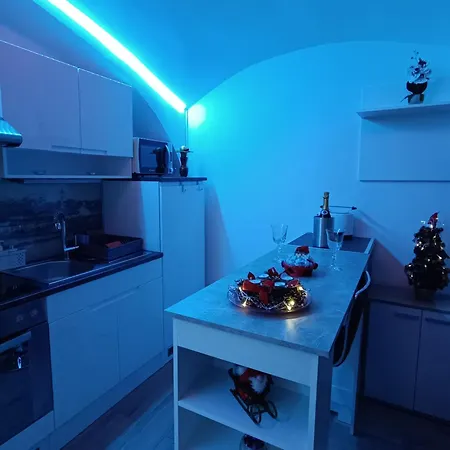 Mari&bor-no Stairs, Easy Access, Garage Optional Apartment Maribor