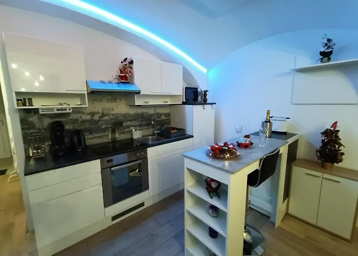 Mari&bor-no Stairs, Easy Access, Garage Optional Daire *