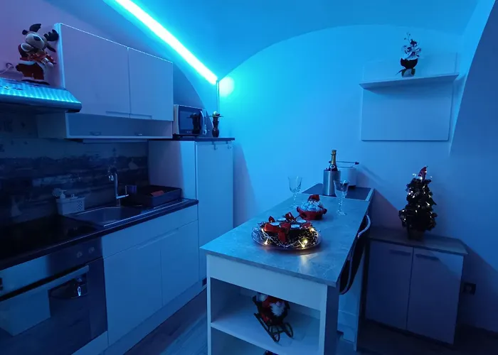 Mari&bor-no Stairs, Easy Access, Garage Optional Daire Maribor