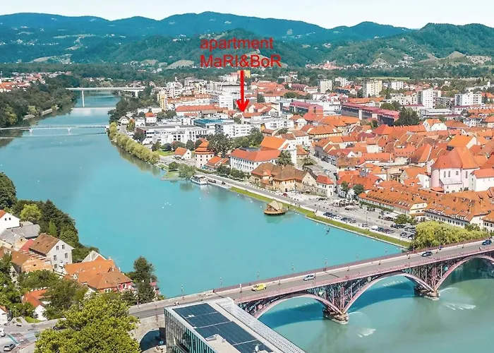 Mari&bor-no Stairs, Easy Access, Garage Optional Daire